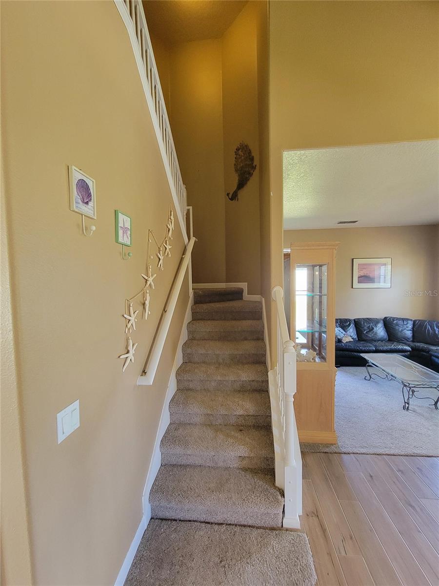 Image 52 of 93 For 3145 Twisted Oak Loop