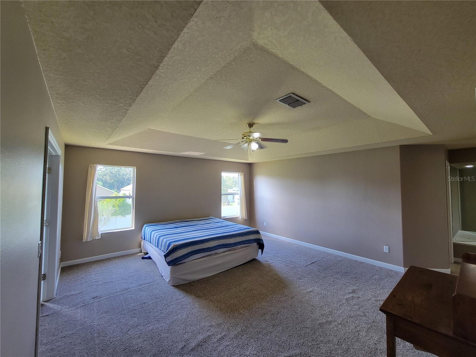 Image 58 of 93 For 3145 Twisted Oak Loop