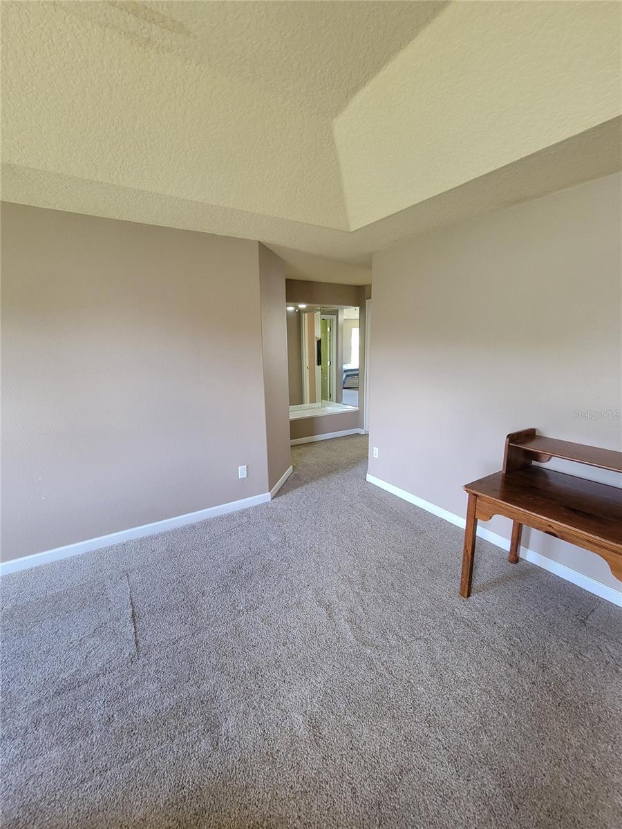 Image 61 of 93 For 3145 Twisted Oak Loop