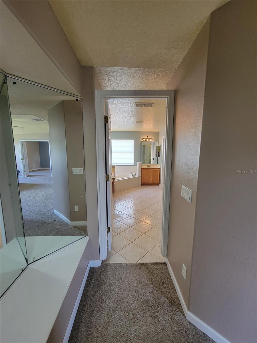 Image 64 of 93 For 3145 Twisted Oak Loop