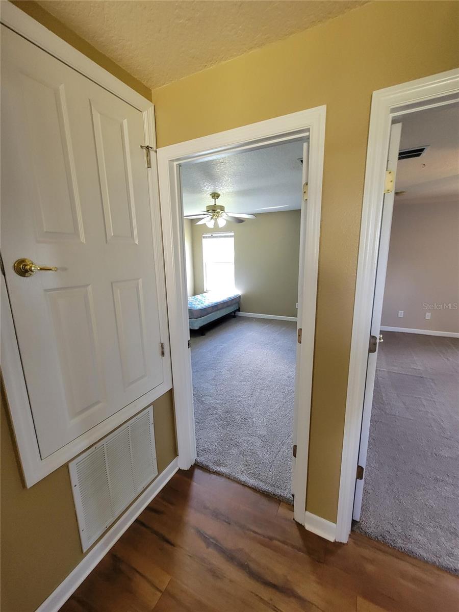 Image 80 of 93 For 3145 Twisted Oak Loop