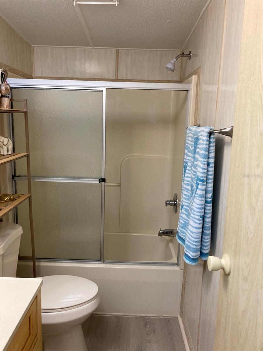 Image 24 of 45 For 2824 Manatee Road