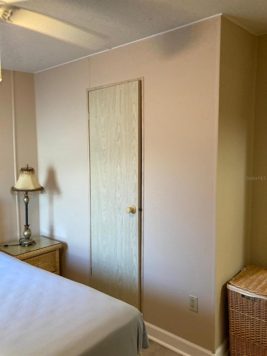 Image 27 of 45 For 2824 Manatee Road