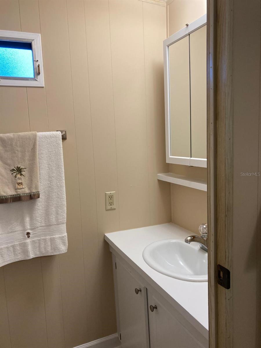 Image 30 of 45 For 2824 Manatee Road