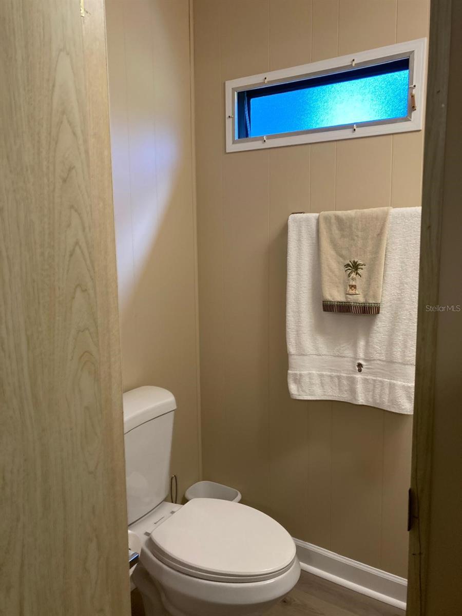 Image 34 of 45 For 2824 Manatee Road