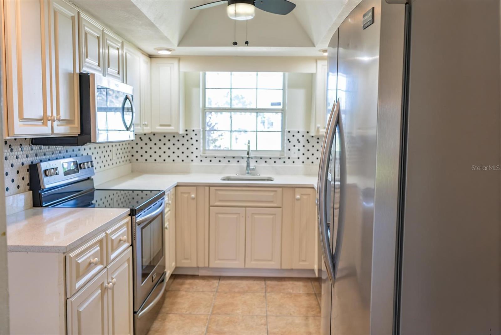 Image 5 of 28 For 1796 Florence Avenue