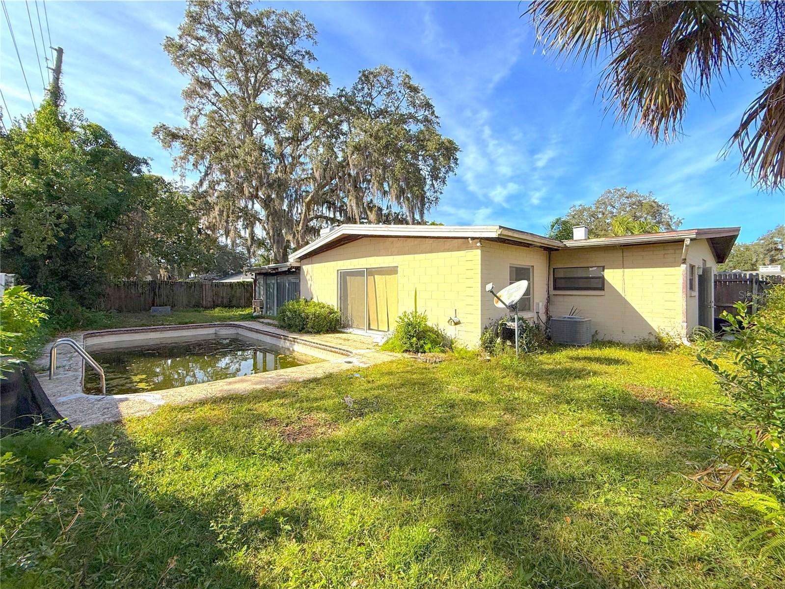 Image 30 of 42 For 2464 Derbyshire Road