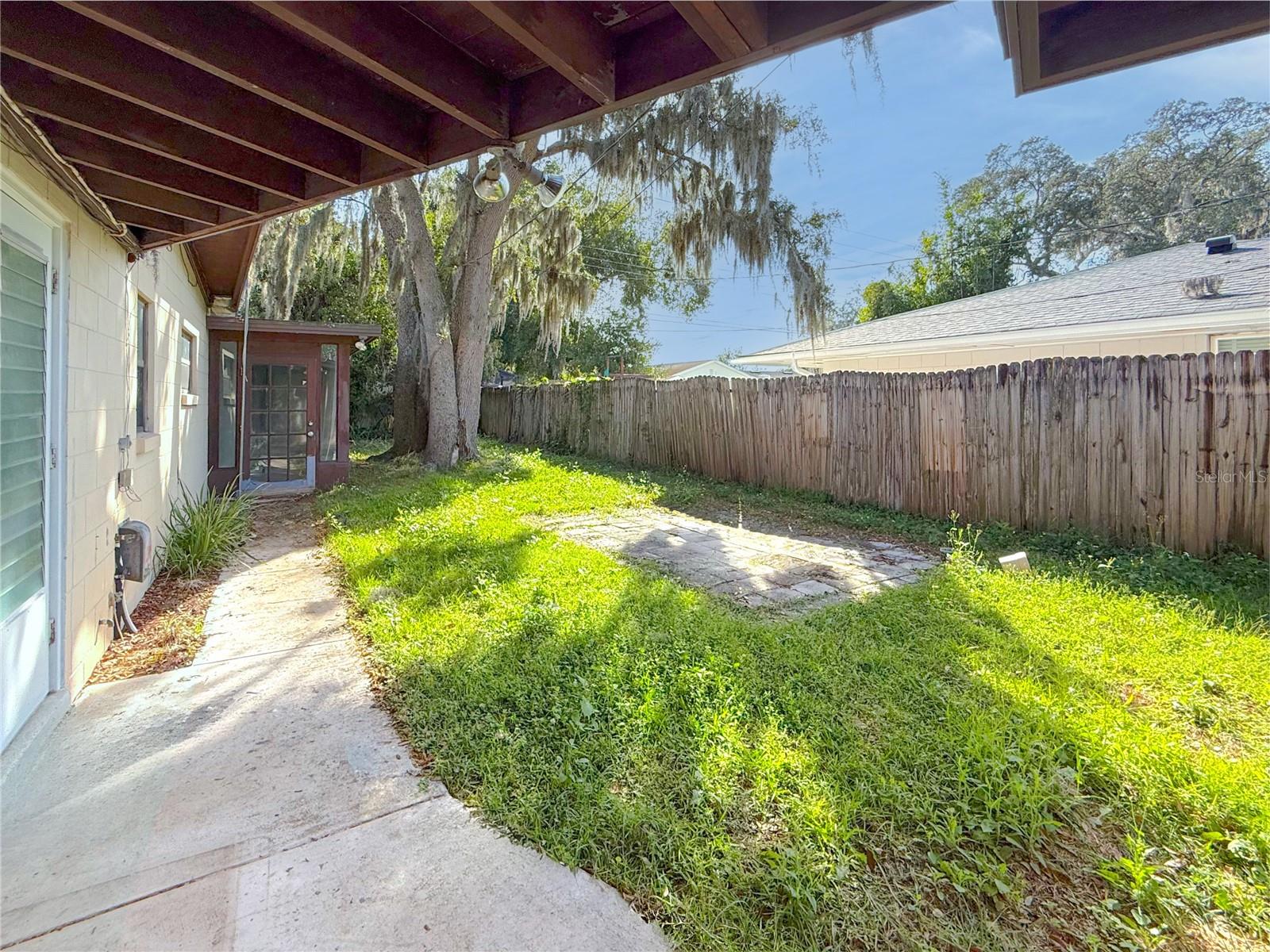 Image 37 of 42 For 2464 Derbyshire Road