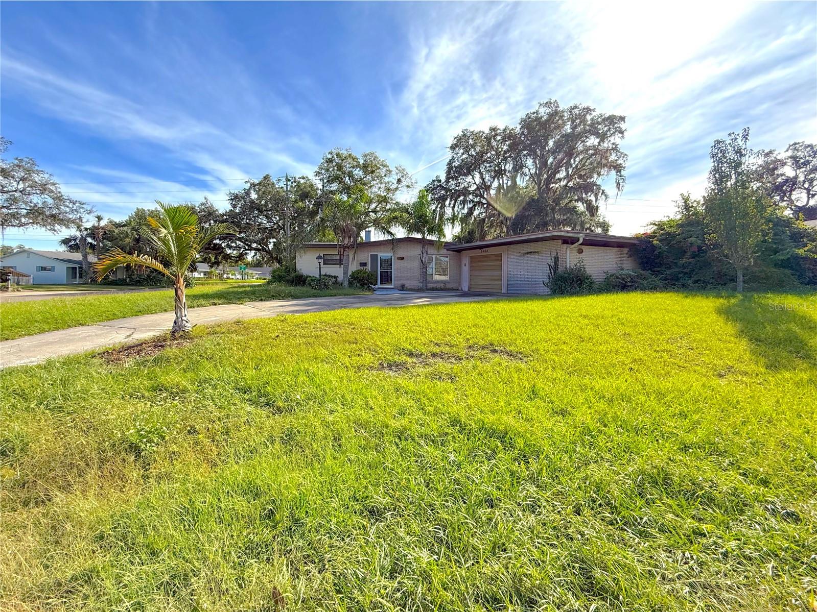 Image 4 of 42 For 2464 Derbyshire Road