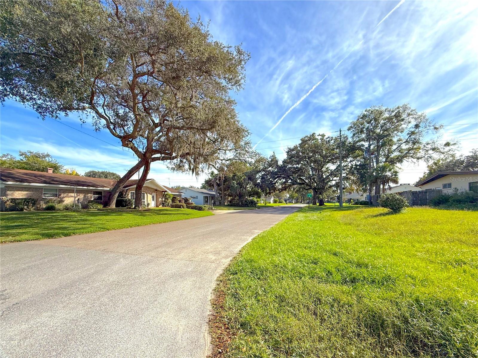 Image 9 of 42 For 2464 Derbyshire Road