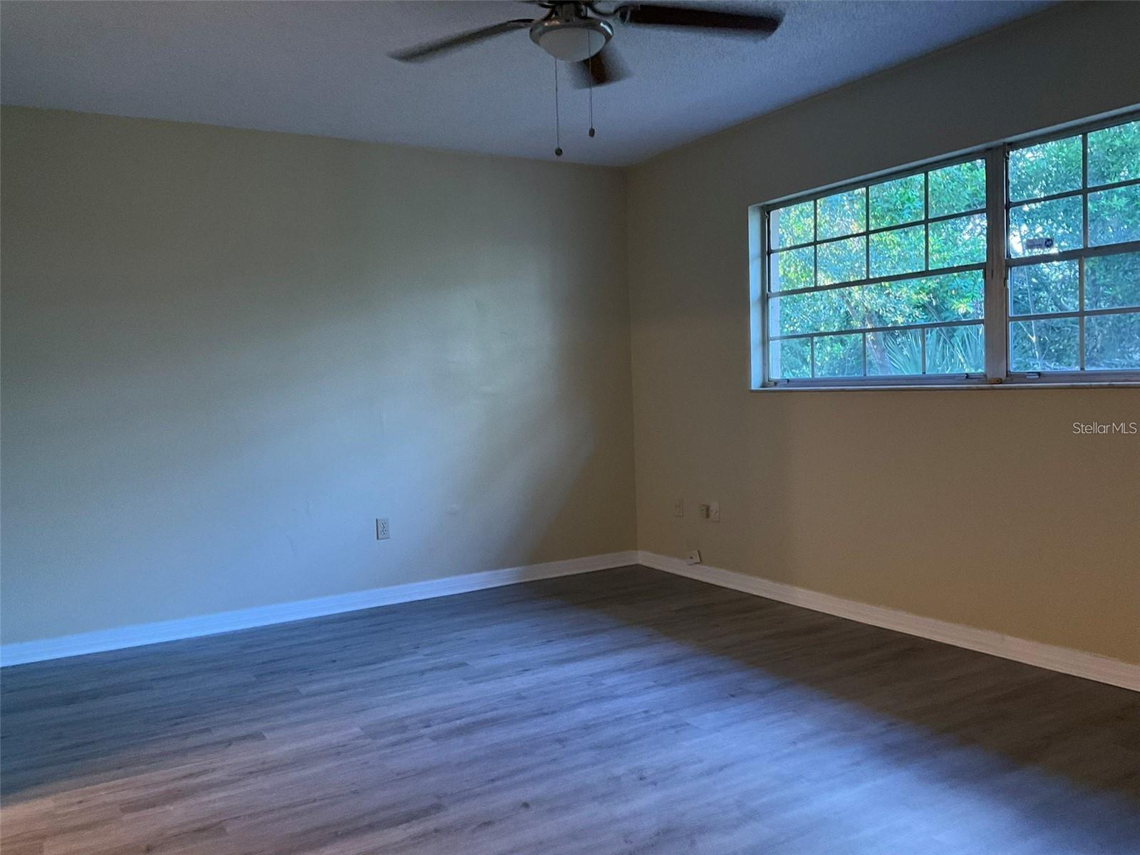 Image 3 of 12 For 7031 Hennepin Boulevard