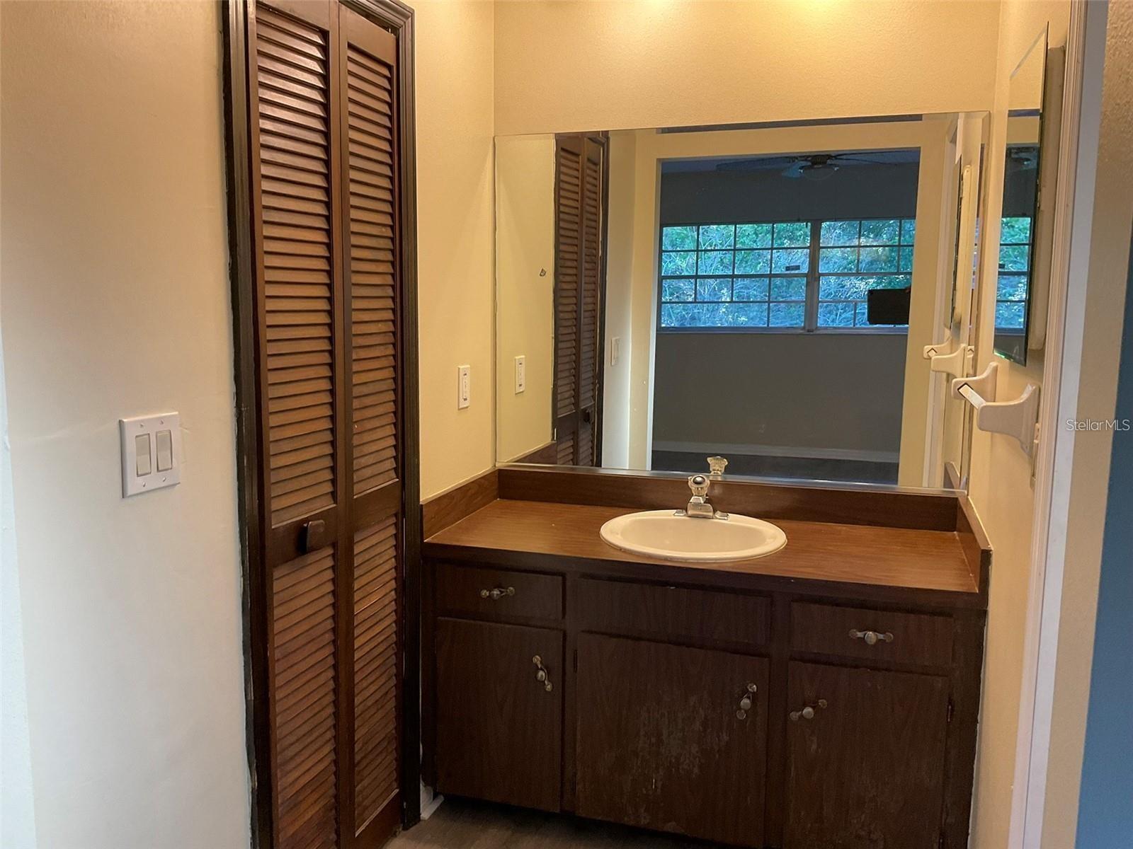 Image 9 of 12 For 7031 Hennepin Boulevard