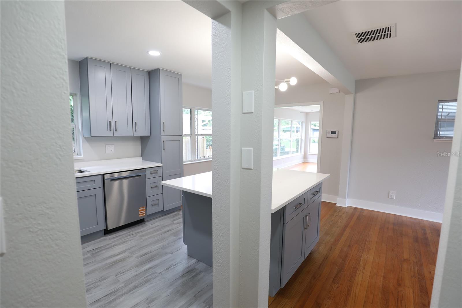 Image 19 of 59 For 631 Crystal Lake Drive