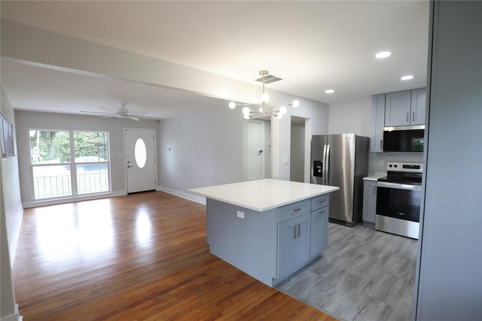 Image 20 of 59 For 631 Crystal Lake Drive