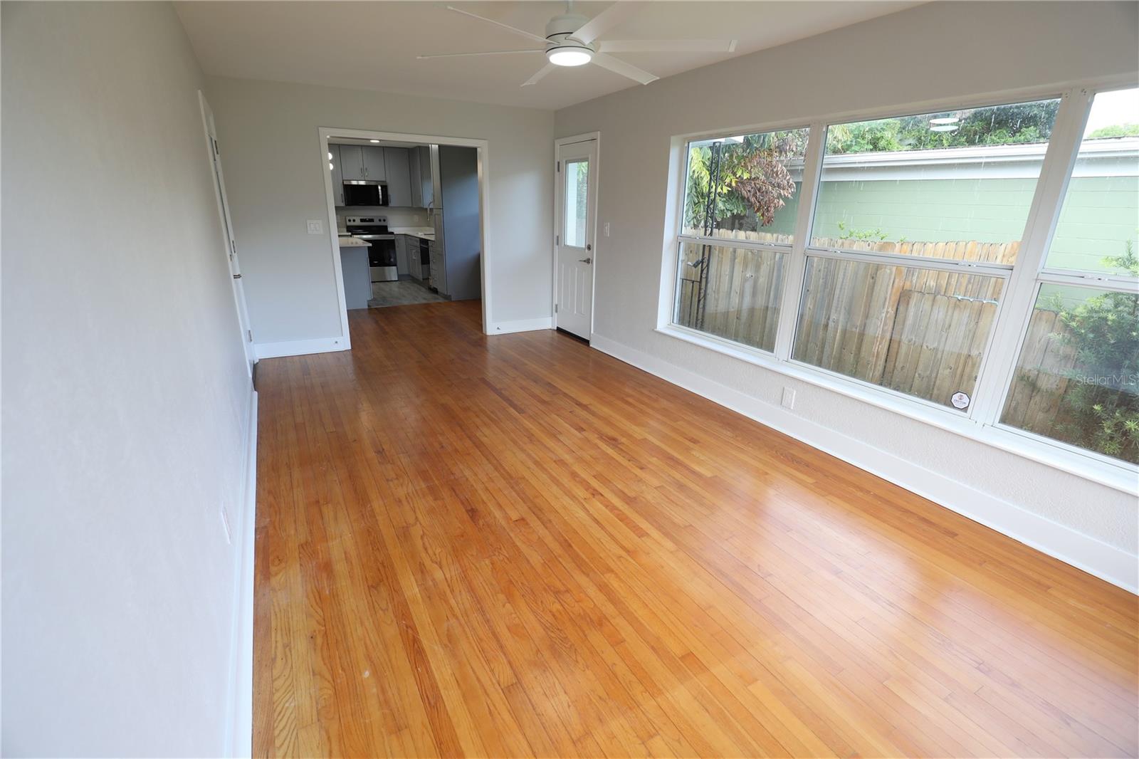 Image 27 of 59 For 631 Crystal Lake Drive