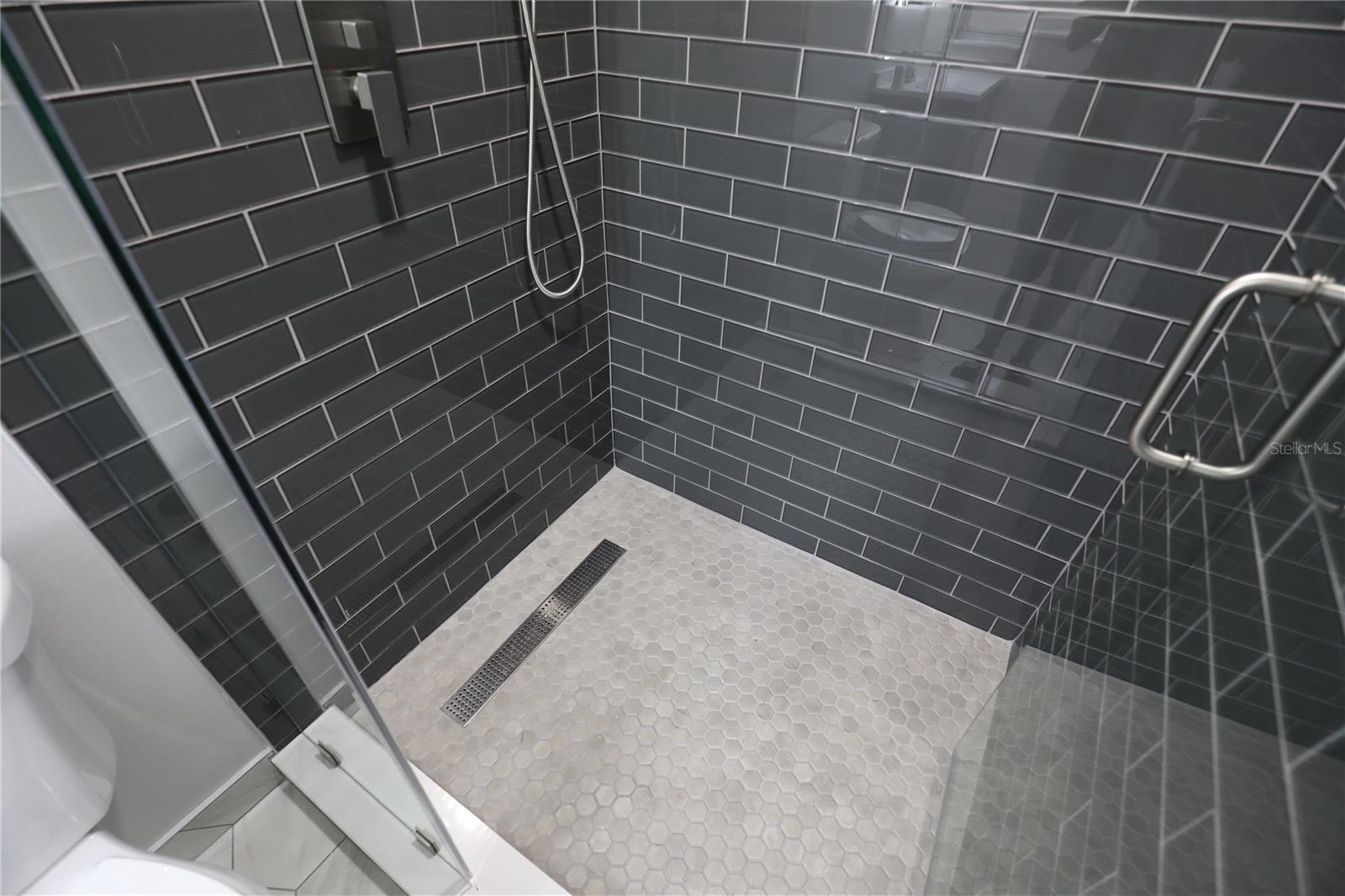 Image 30 of 59 For 631 Crystal Lake Drive