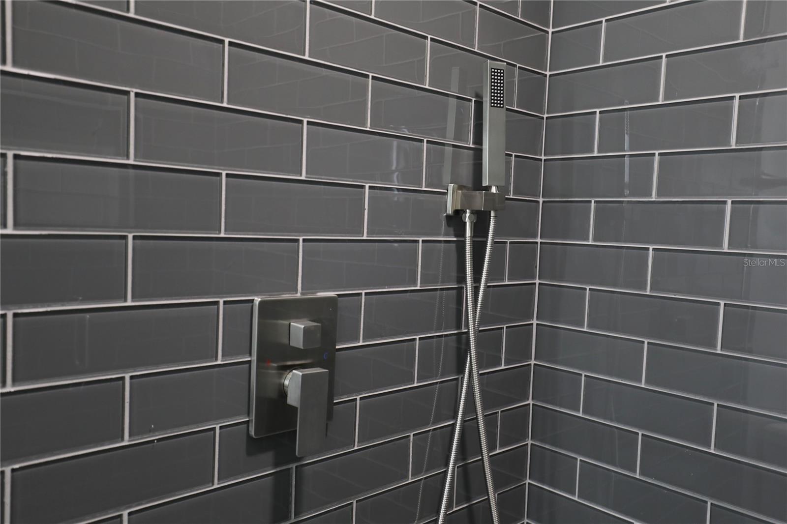 Image 32 of 59 For 631 Crystal Lake Drive