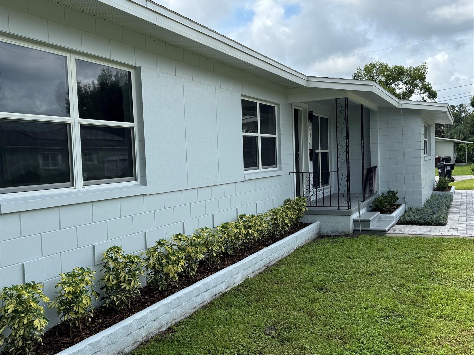 Image 9 of 59 For 631 Crystal Lake Drive