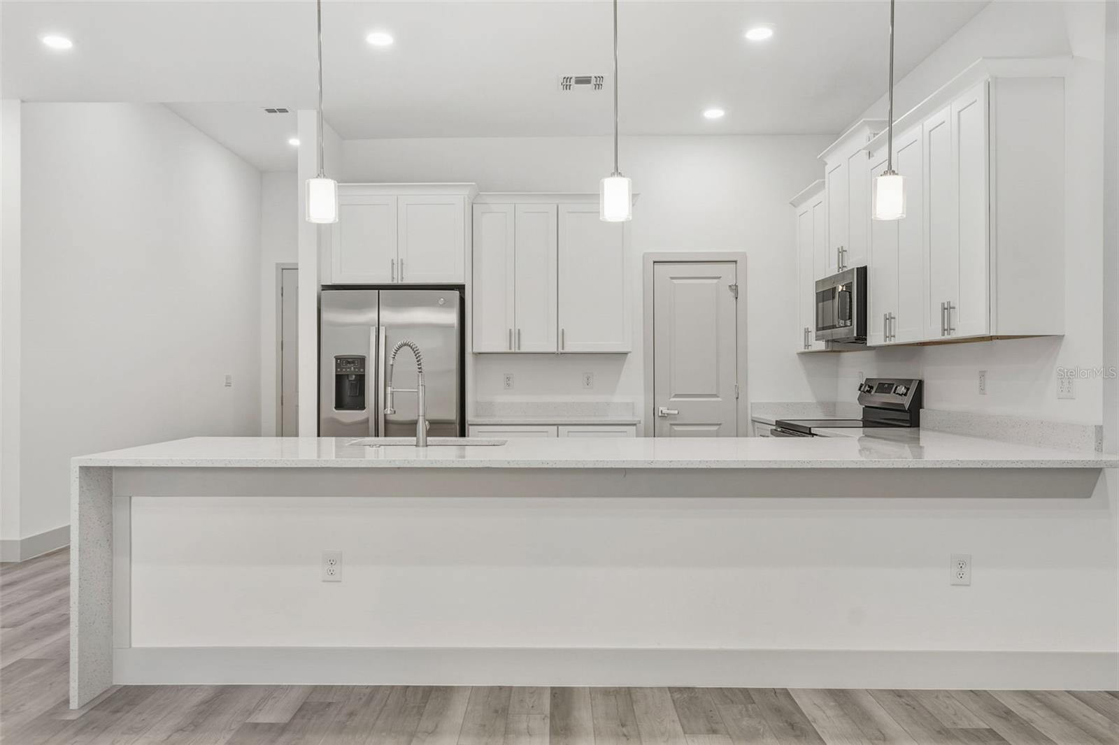 Image 4 of 22 For 18024 Placid Avenue