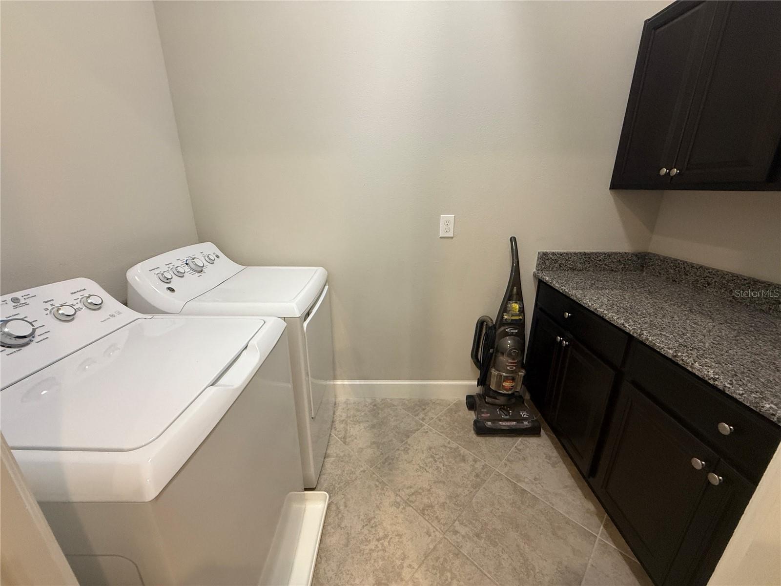 Image 13 of 19 For 13877 Maskawa Avenue