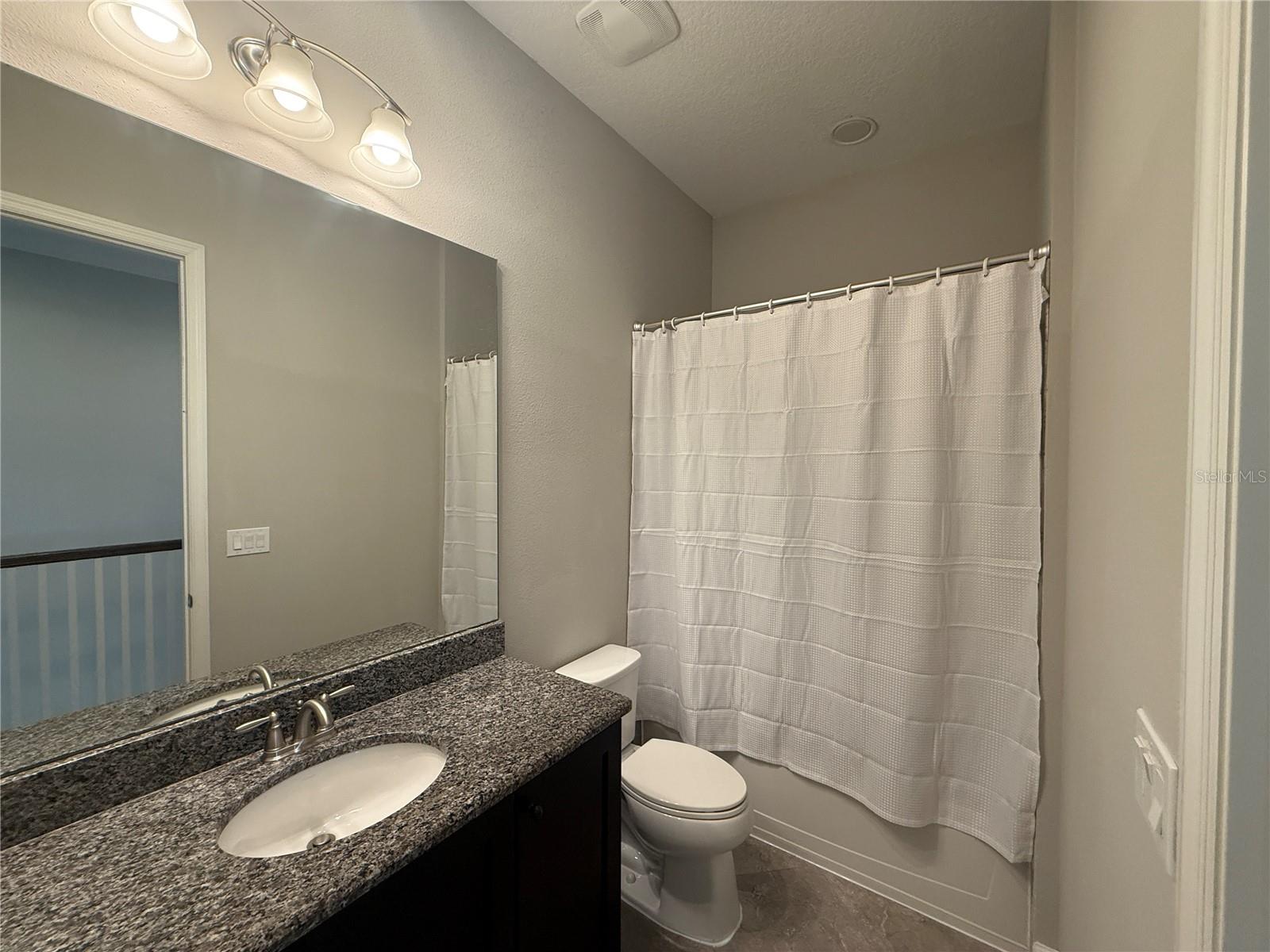 Image 14 of 19 For 13877 Maskawa Avenue