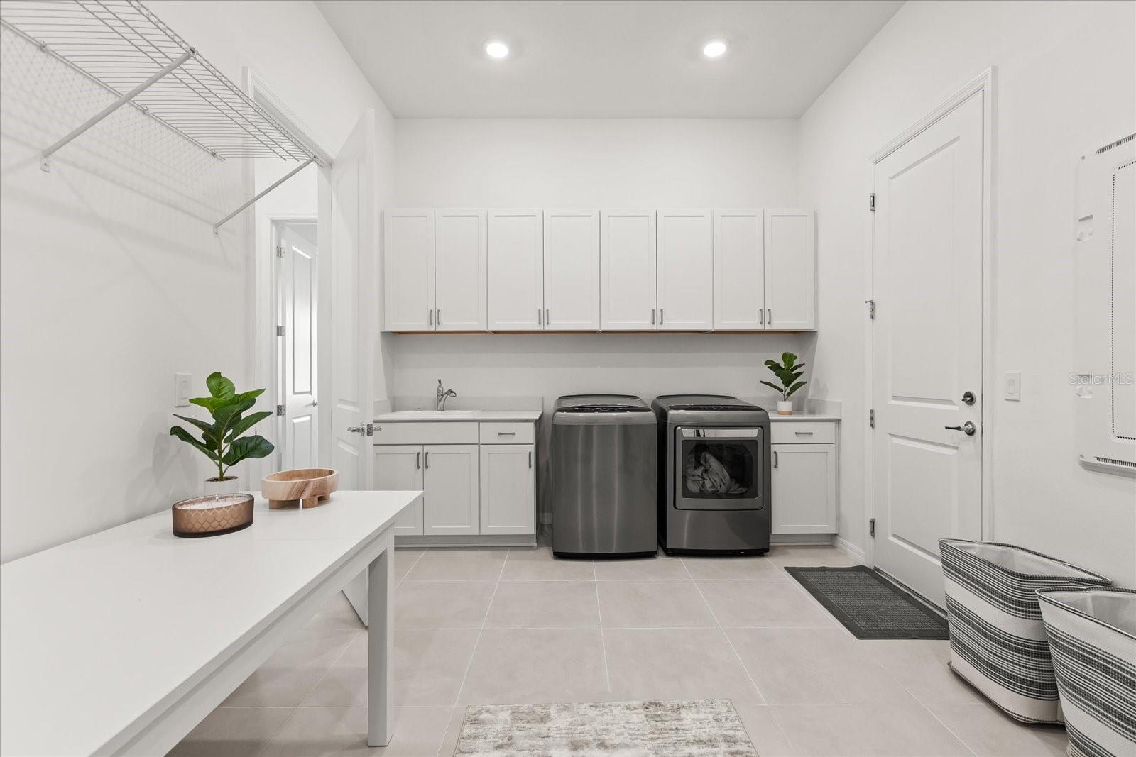 Image 23 of 76 For 4536 Cutwater Drive