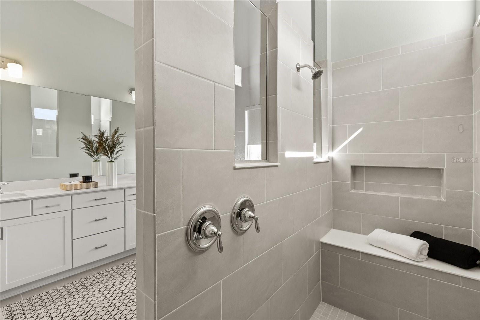 Image 29 of 76 For 4536 Cutwater Drive