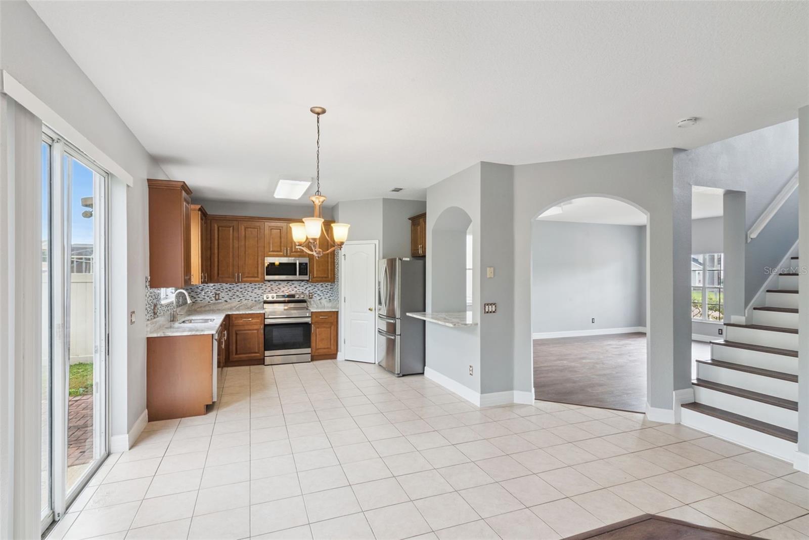 Image 21 of 48 For 5768 Los Palma Vista Drive