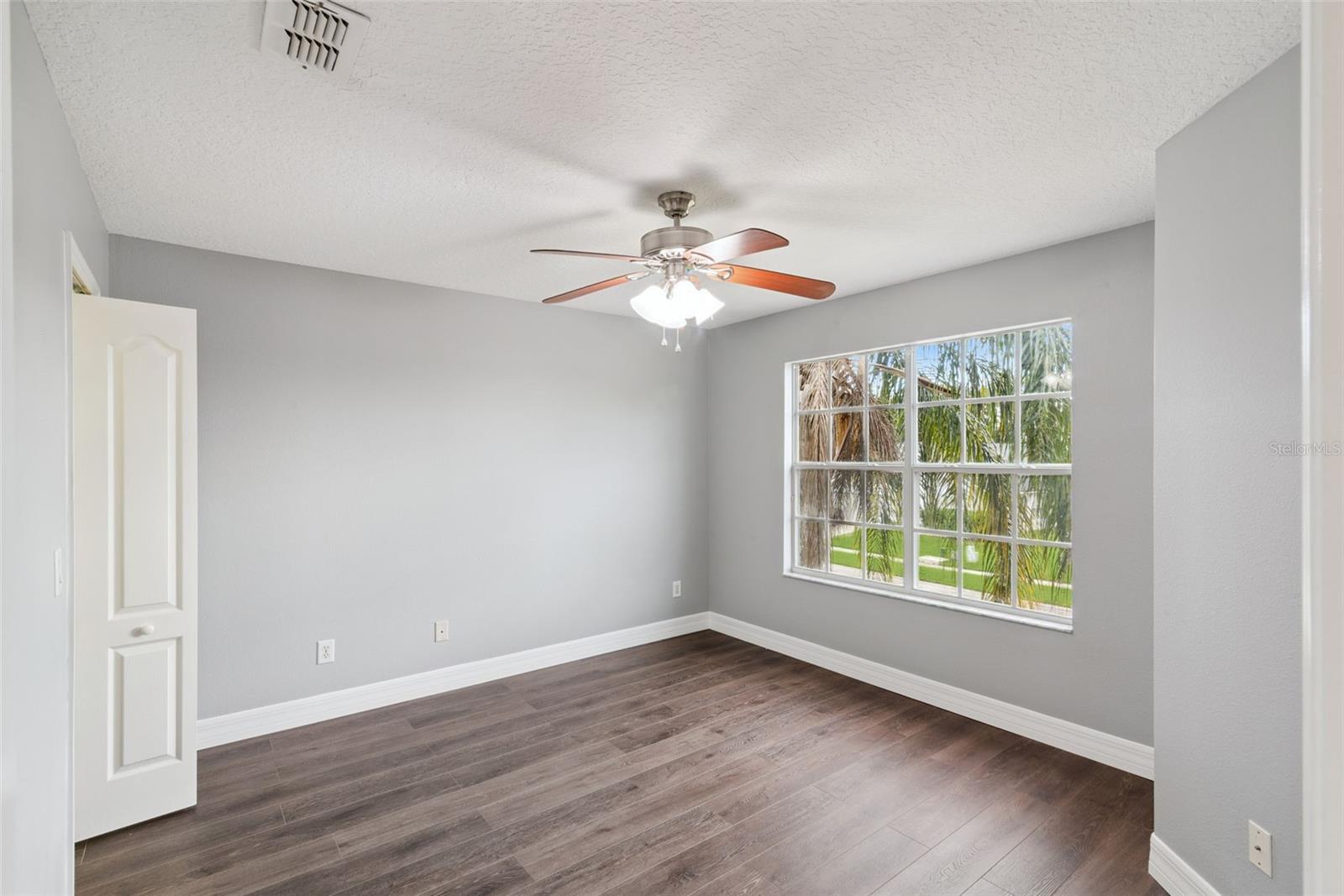 Image 37 of 48 For 5768 Los Palma Vista Drive