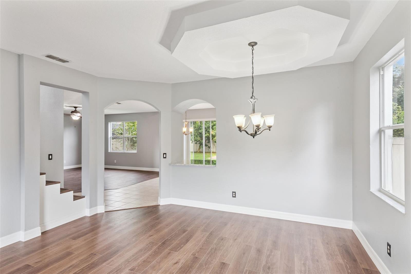 Image 6 of 48 For 5768 Los Palma Vista Drive