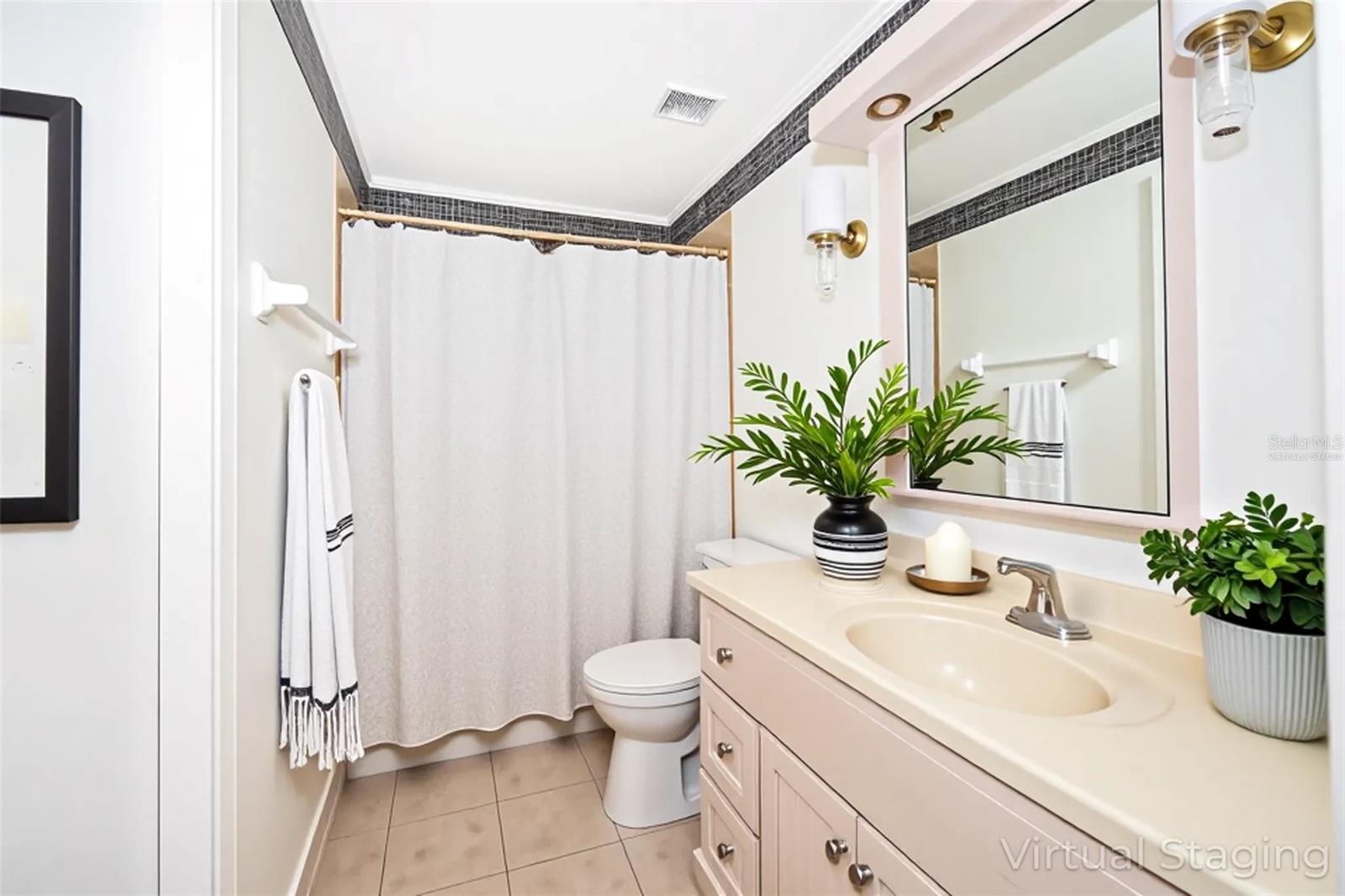 Image 30 of 33 For 523 Sundown Trail