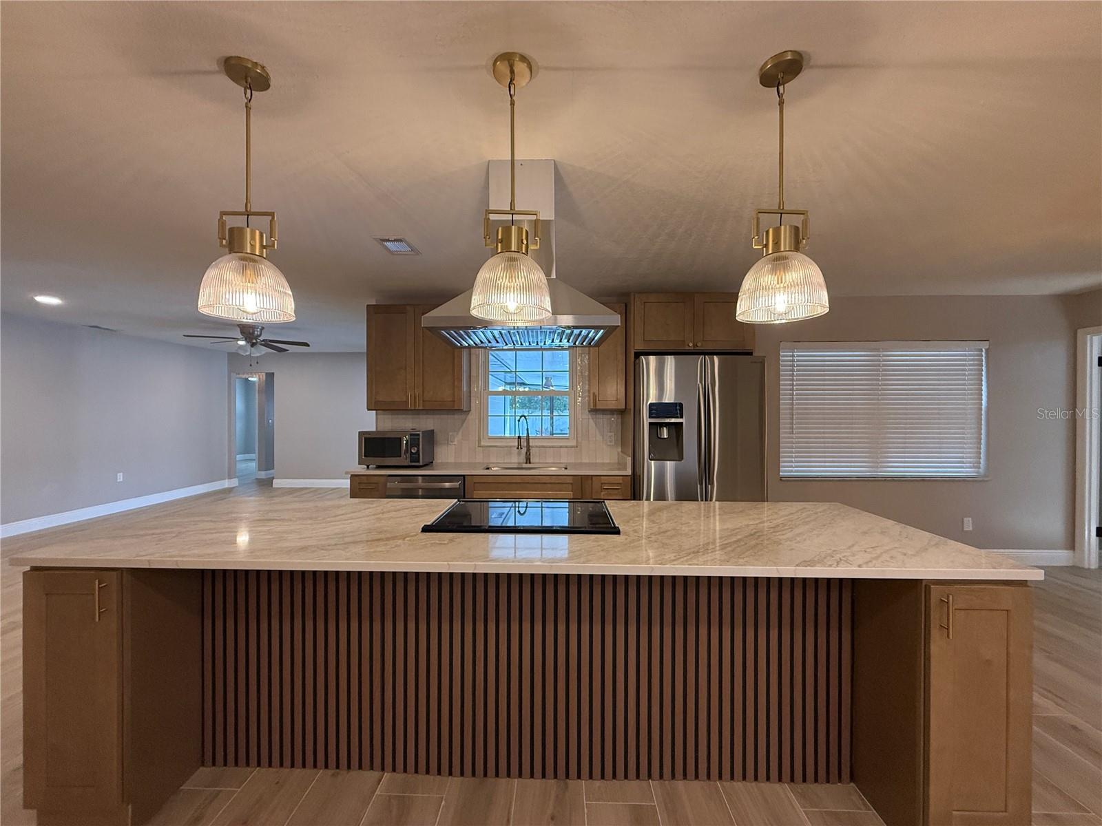 Image 10 of 22 For 1041 Manchester Circle