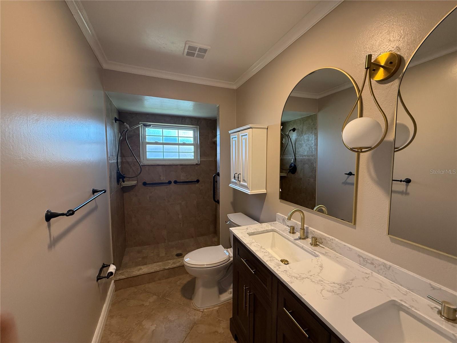 Image 13 of 22 For 1041 Manchester Circle