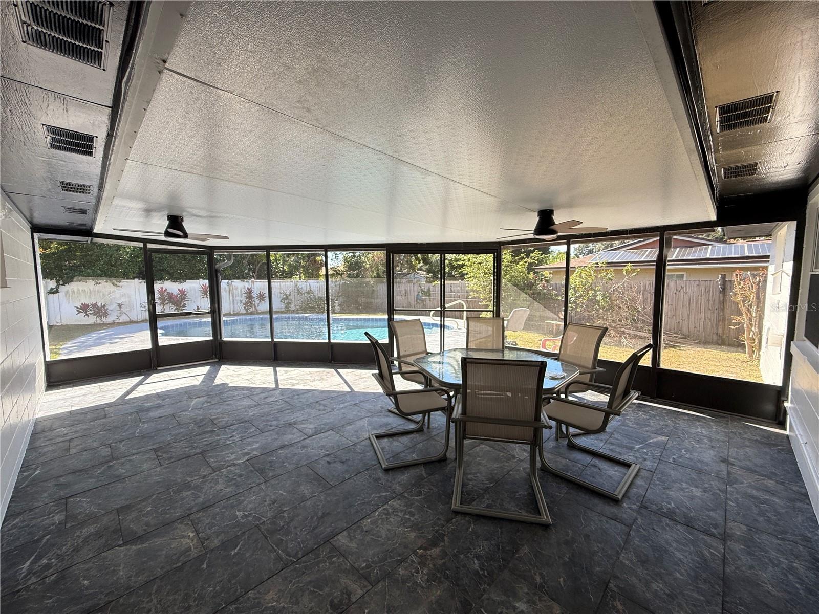 Image 18 of 22 For 1041 Manchester Circle