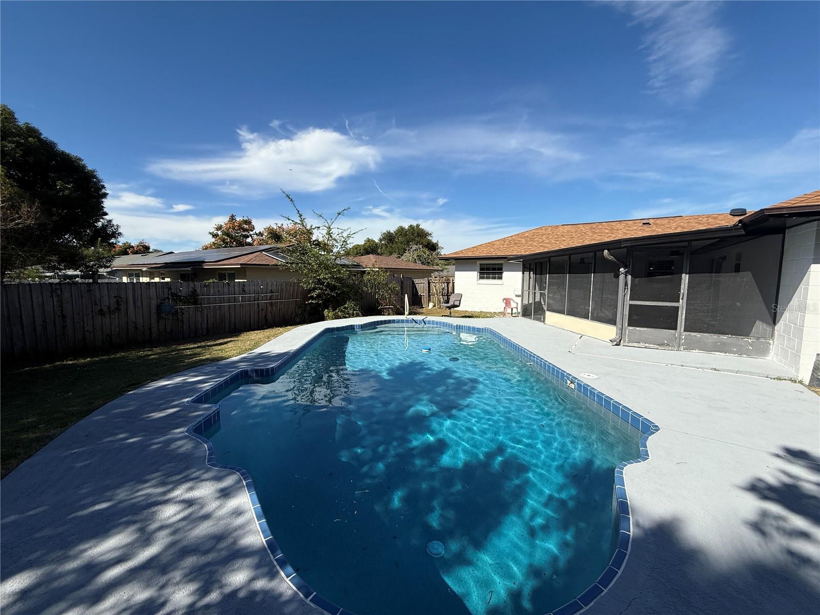 Image 19 of 22 For 1041 Manchester Circle