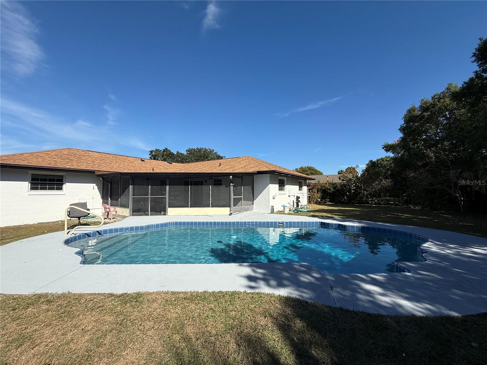 Image 20 of 22 For 1041 Manchester Circle