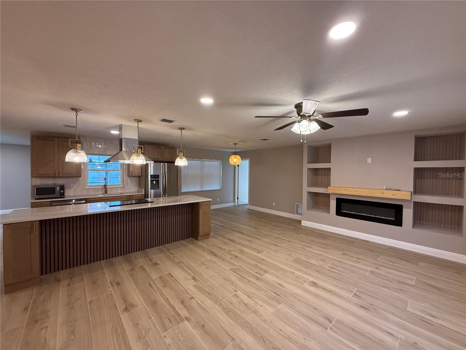 Image 9 of 22 For 1041 Manchester Circle