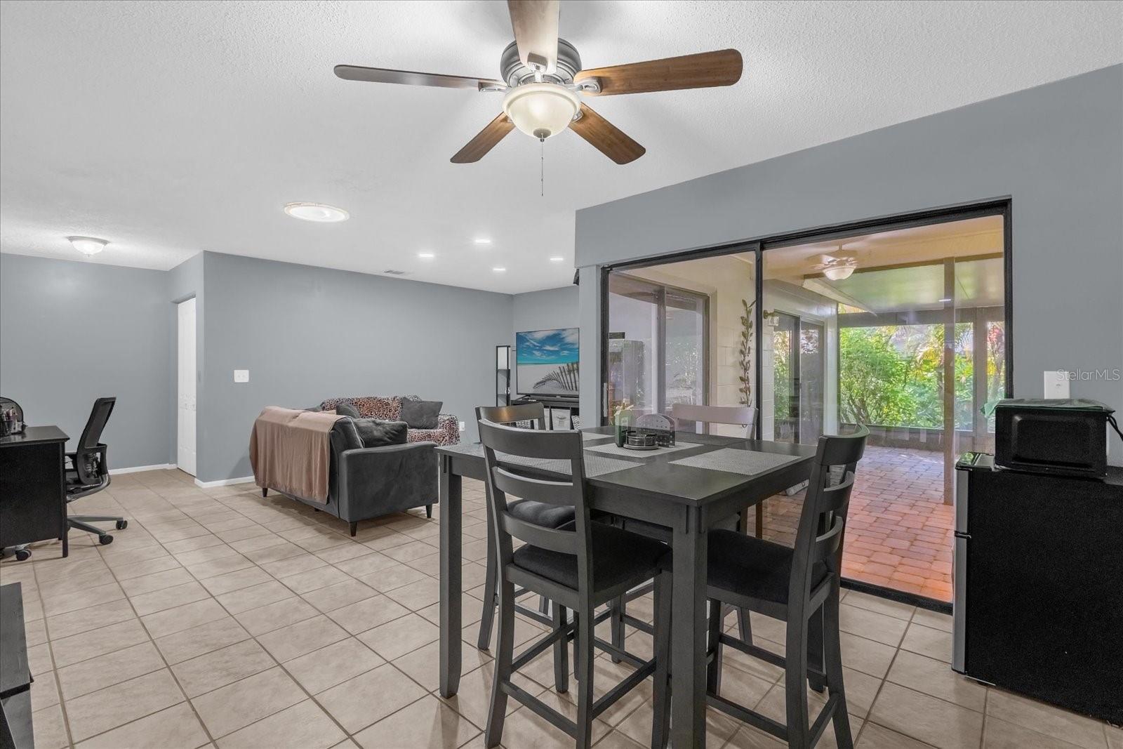 Image 4 of 55 For 2891 Sunbranch Drive