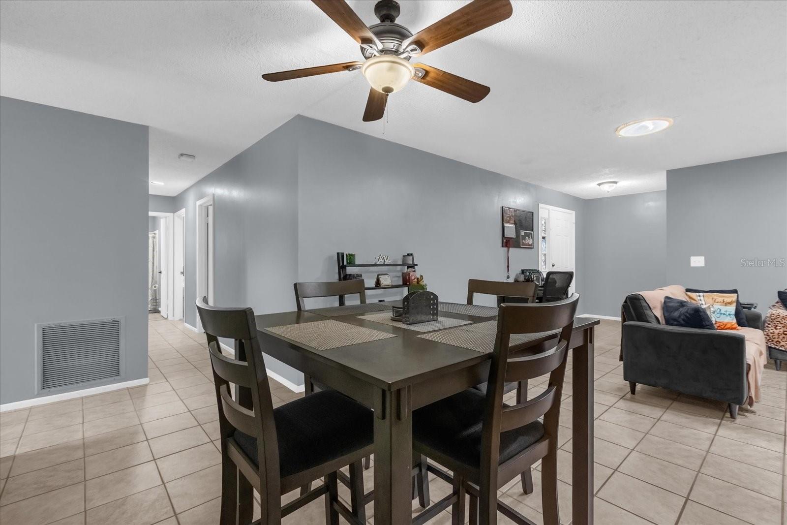 Image 7 of 55 For 2891 Sunbranch Drive