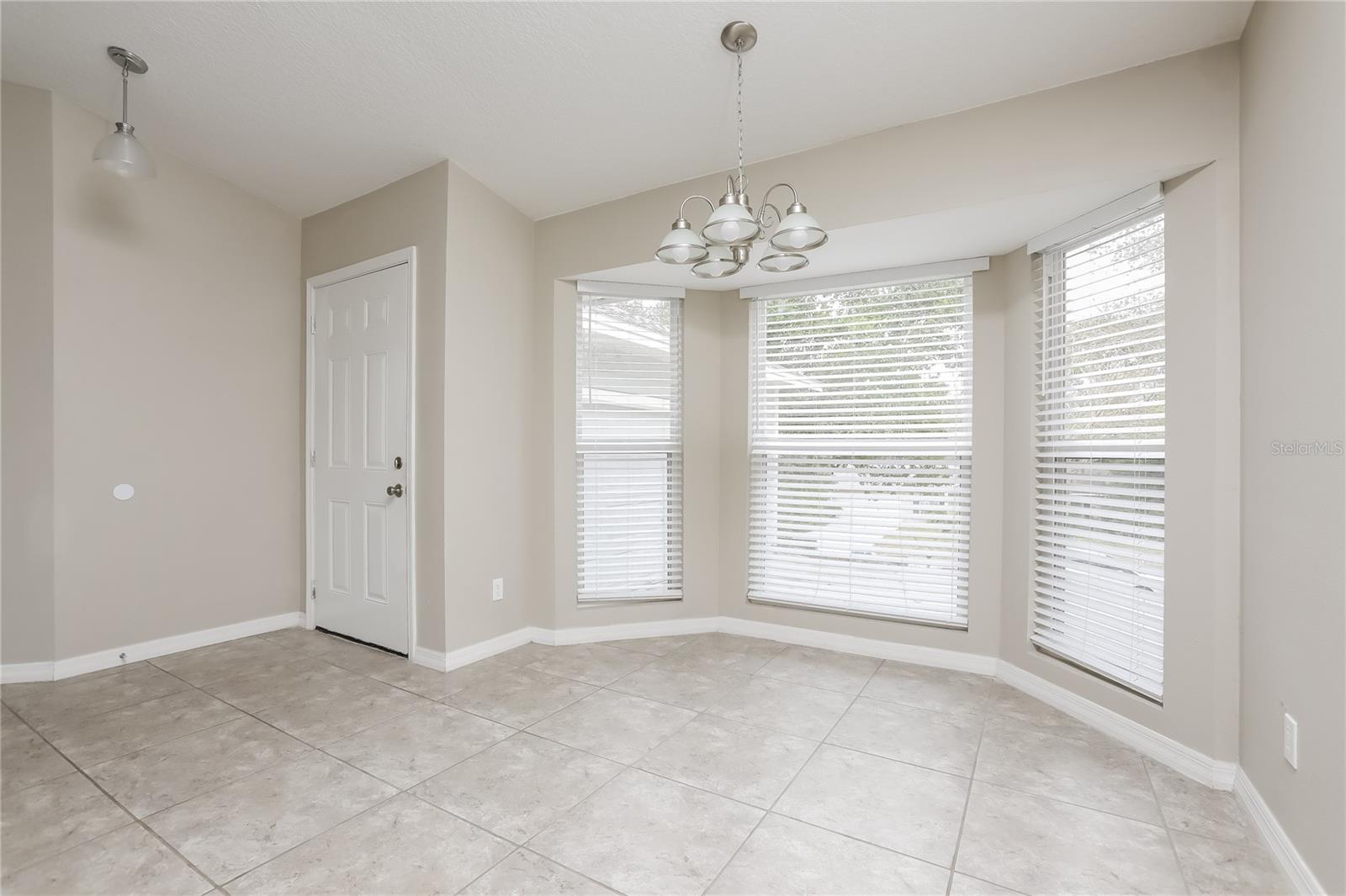 Image 4 of 16 For 549 Antelope Drive