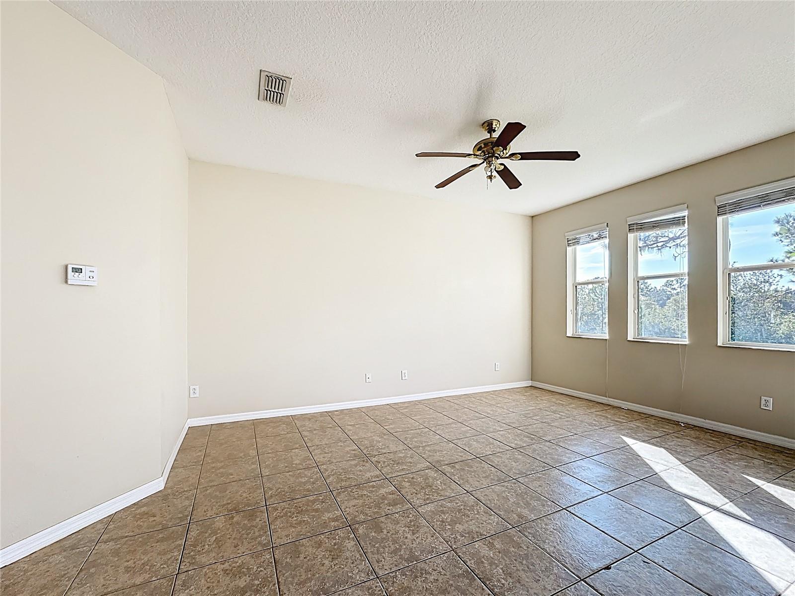 Image 19 of 50 For 9157 Leeland Archer Boulevard