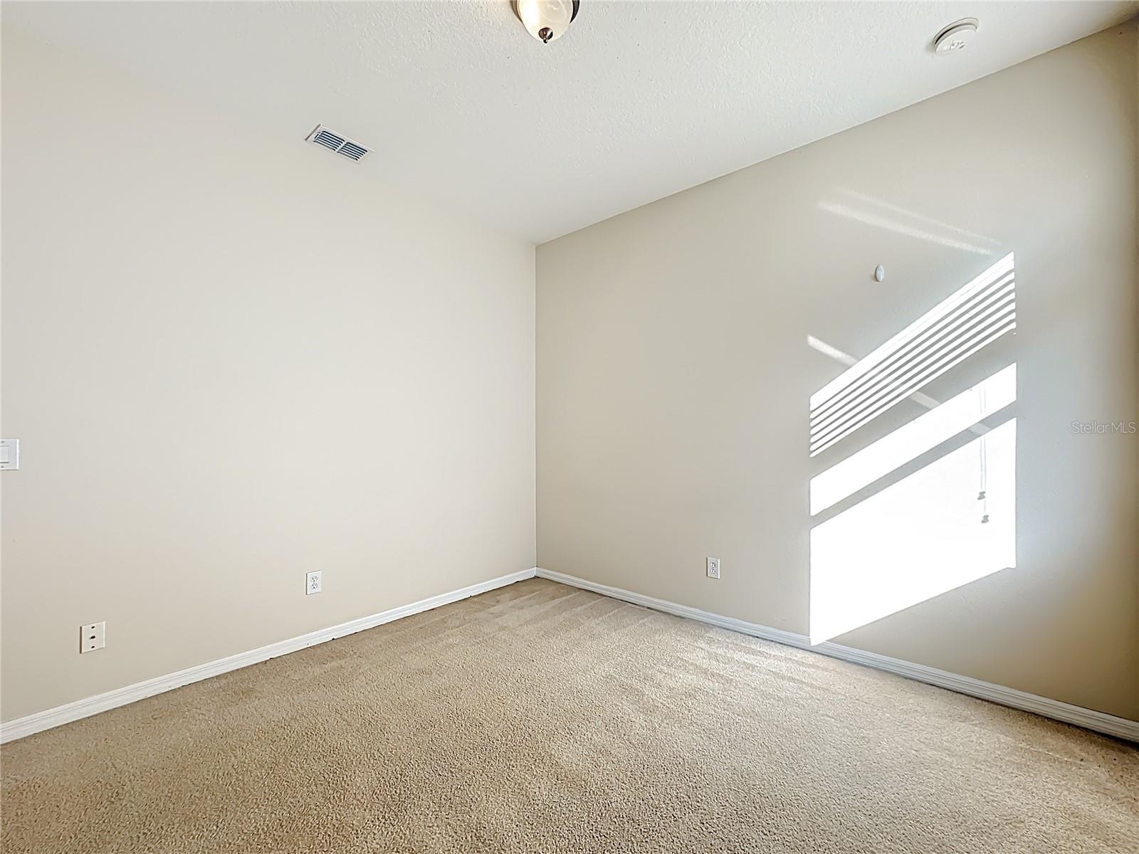 Image 29 of 50 For 9157 Leeland Archer Boulevard