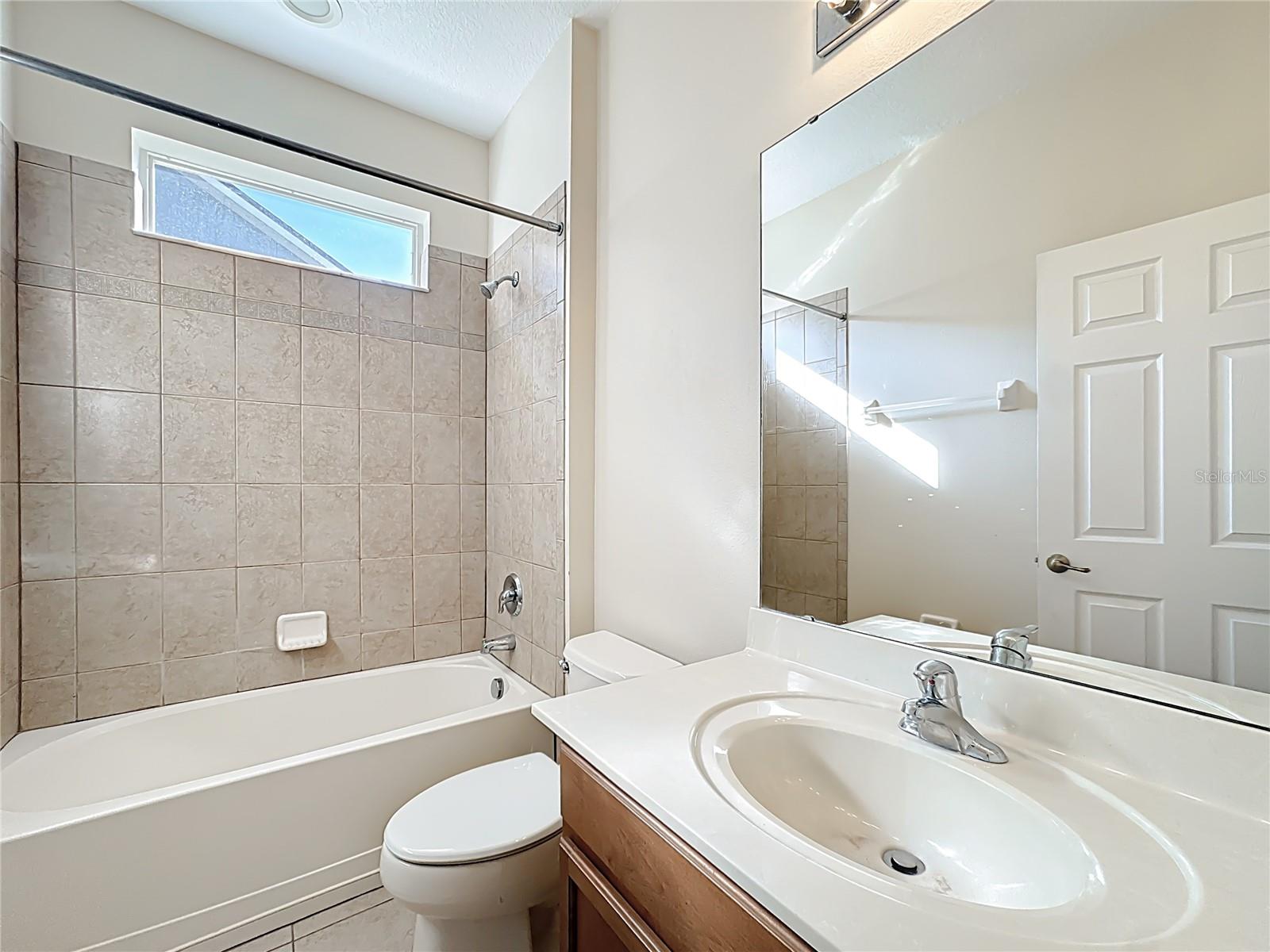 Image 30 of 50 For 9157 Leeland Archer Boulevard