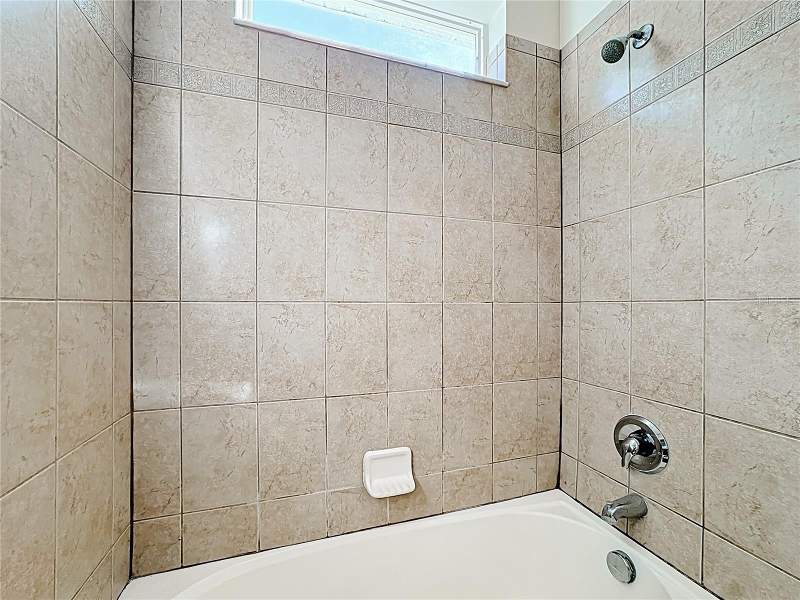 Image 31 of 50 For 9157 Leeland Archer Boulevard