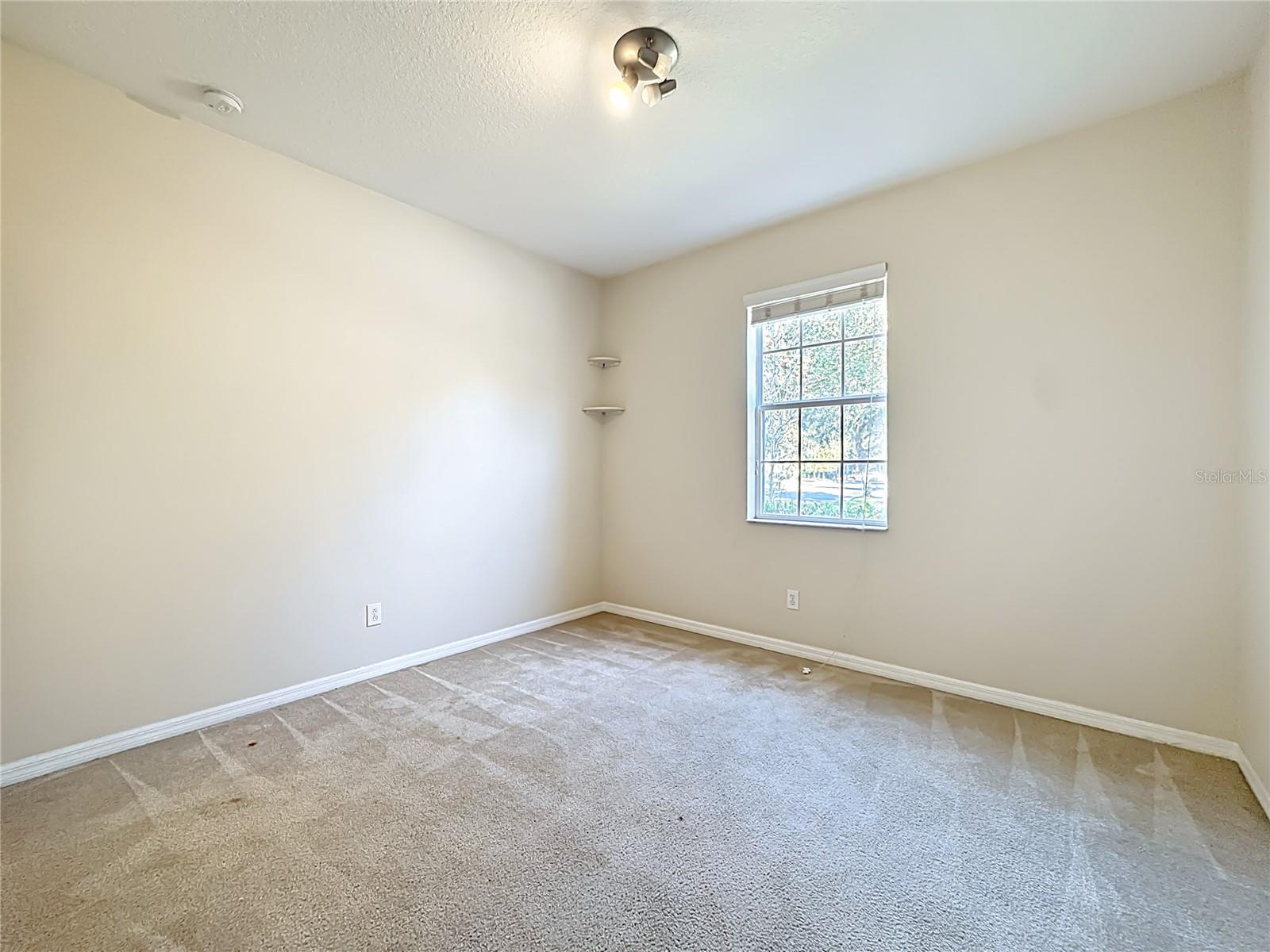 Image 32 of 50 For 9157 Leeland Archer Boulevard