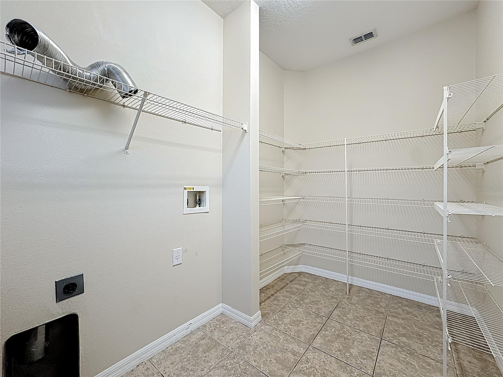 Image 46 of 50 For 9157 Leeland Archer Boulevard