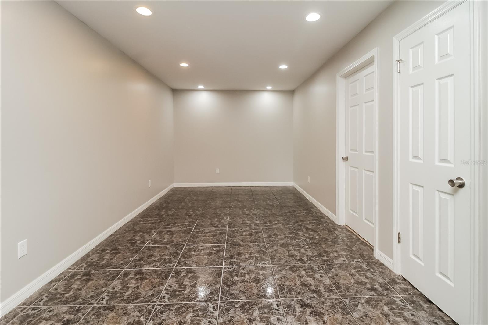 Image 3 of 16 For 125 Yale Drive