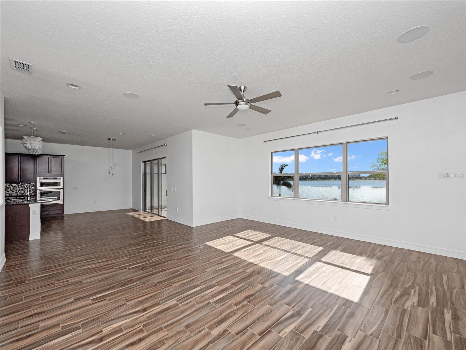 Image 20 of 39 For 11346 Lemon Lake Boulevard