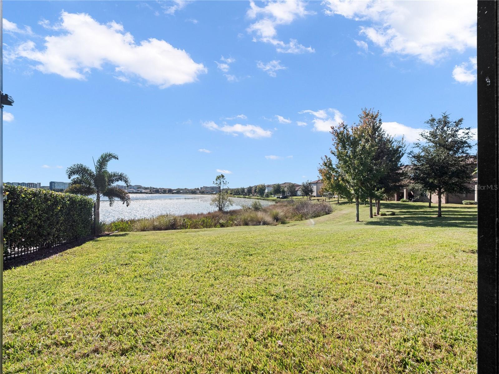 Image 22 of 39 For 11346 Lemon Lake Boulevard