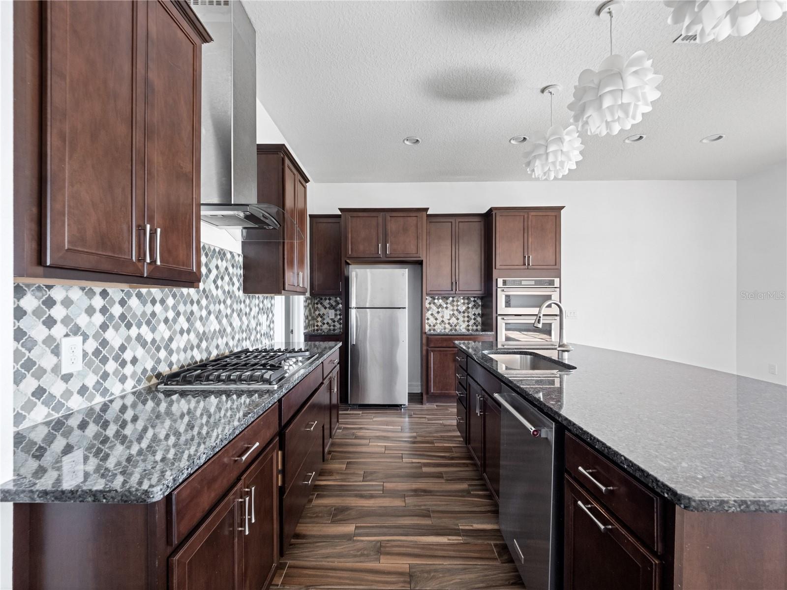 Image 9 of 39 For 11346 Lemon Lake Boulevard